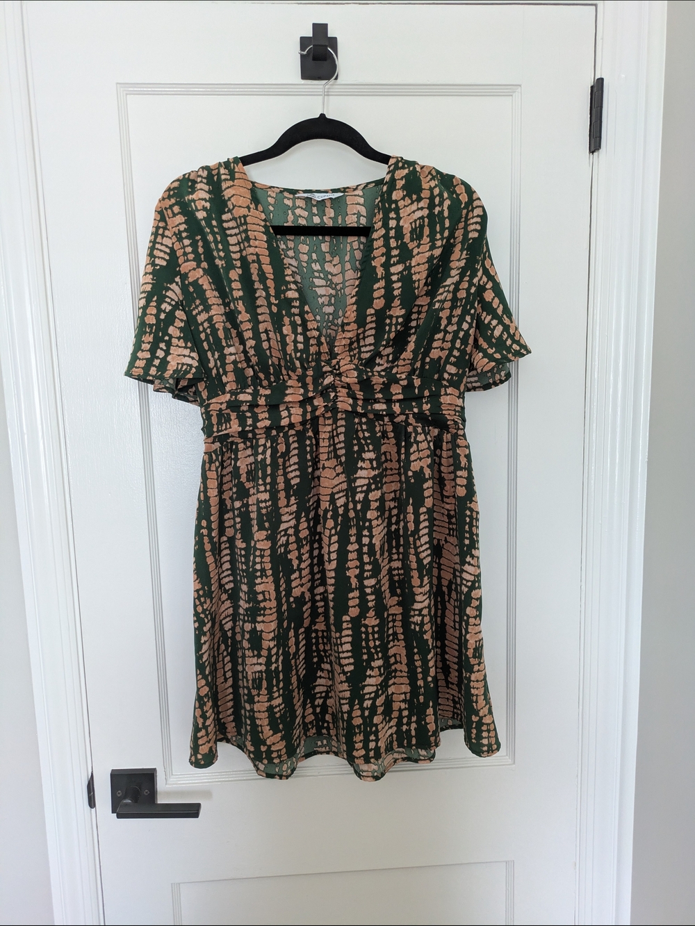 Cupshe Green and Beige Short Sleeve Dress
